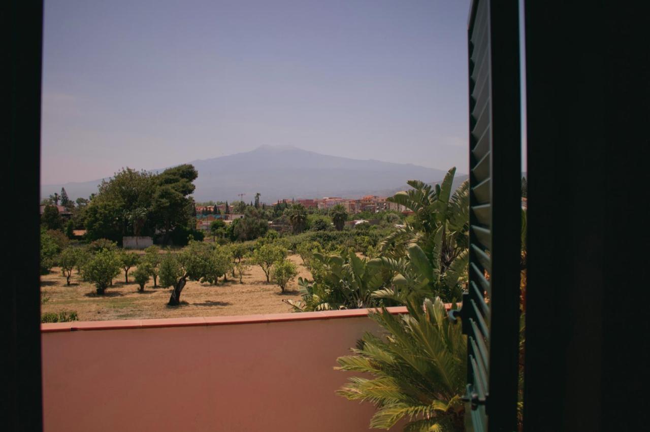 La Trinacria Bed & Breakfast Giardini Naxos Exterior foto